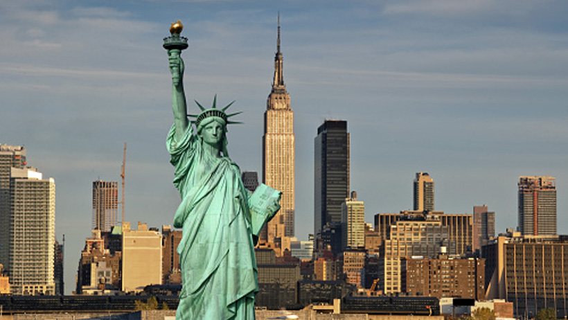 New_York_City_-_statue_of_liberty.jpg