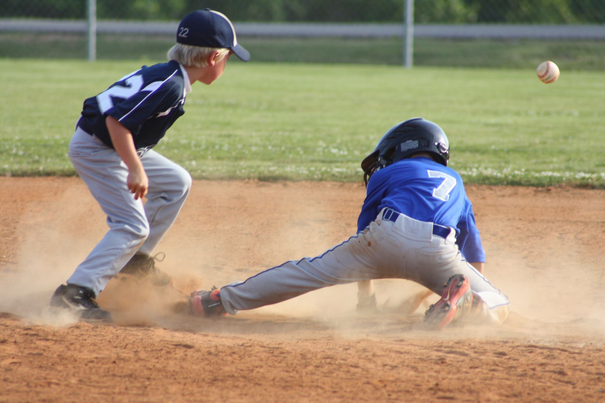Holiday Youth Baseball & T-Ball Program